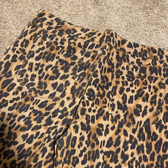 Style & Co. Leopard Print Skinny Jeans - Brown and Black - Picture 3 of 5